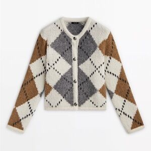 MASSIMO DUTTI 
Diamond Knit Cardigan